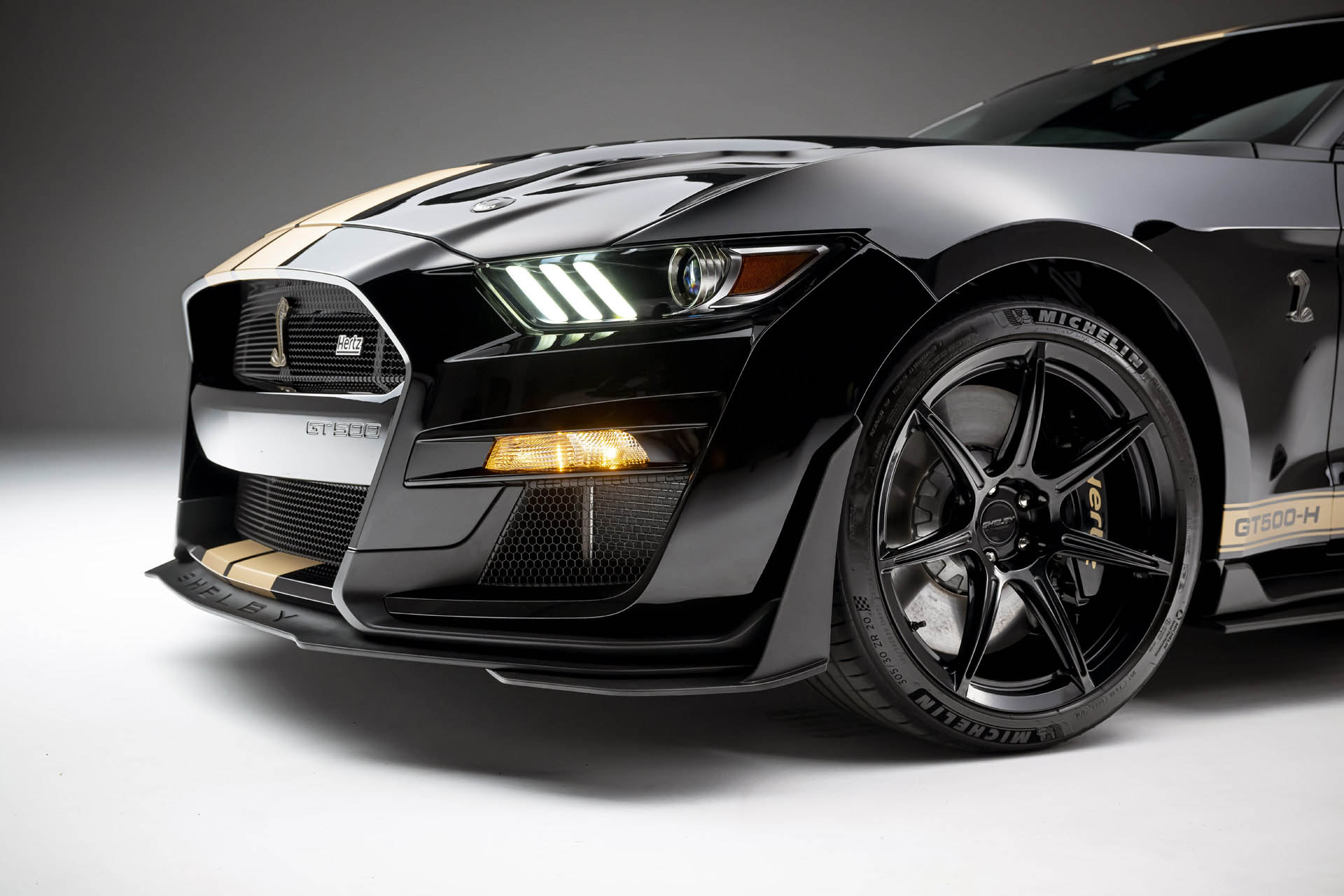 連假出遊想租超跑？不妨來部 Ford Mustang Shelby GT500-H 吧！