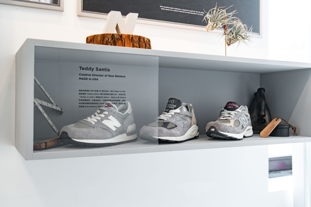與 IU 間接接觸的機會！ New Balance 2022 「Grey Day」跨界職人特展開催， CAFE!N 聯乘餐飲必吃必拍！
