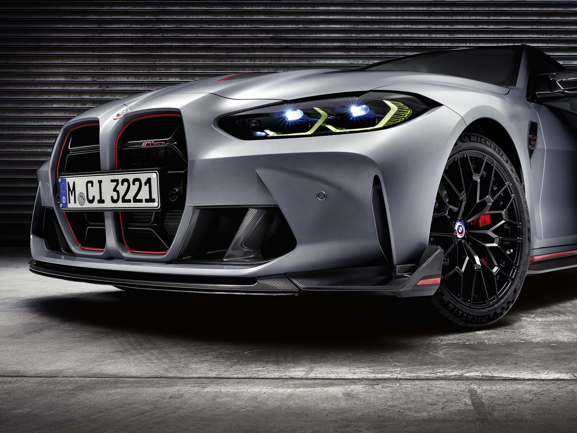 BMW M4 CSL-1