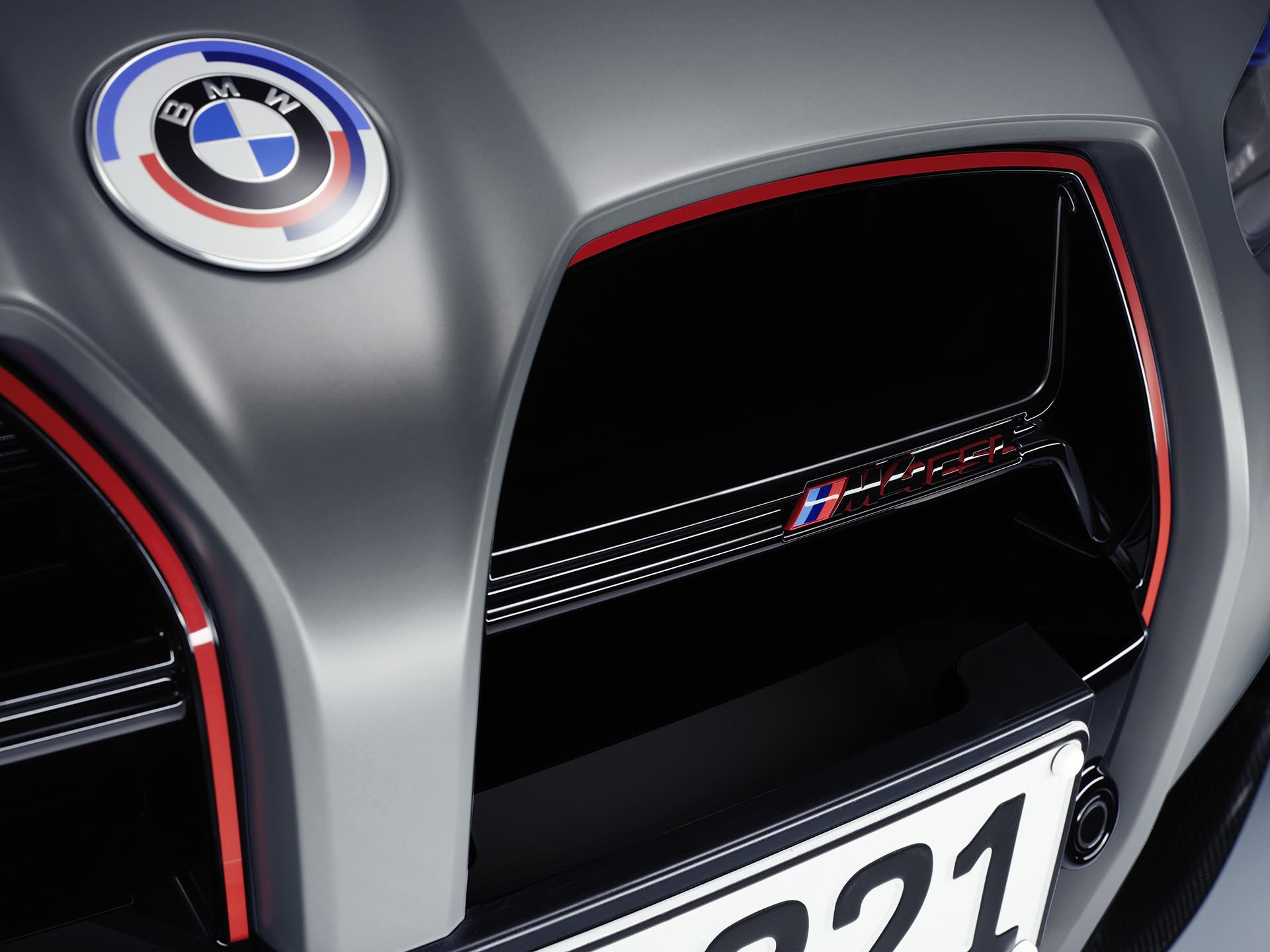 BMW M4 CSL-1