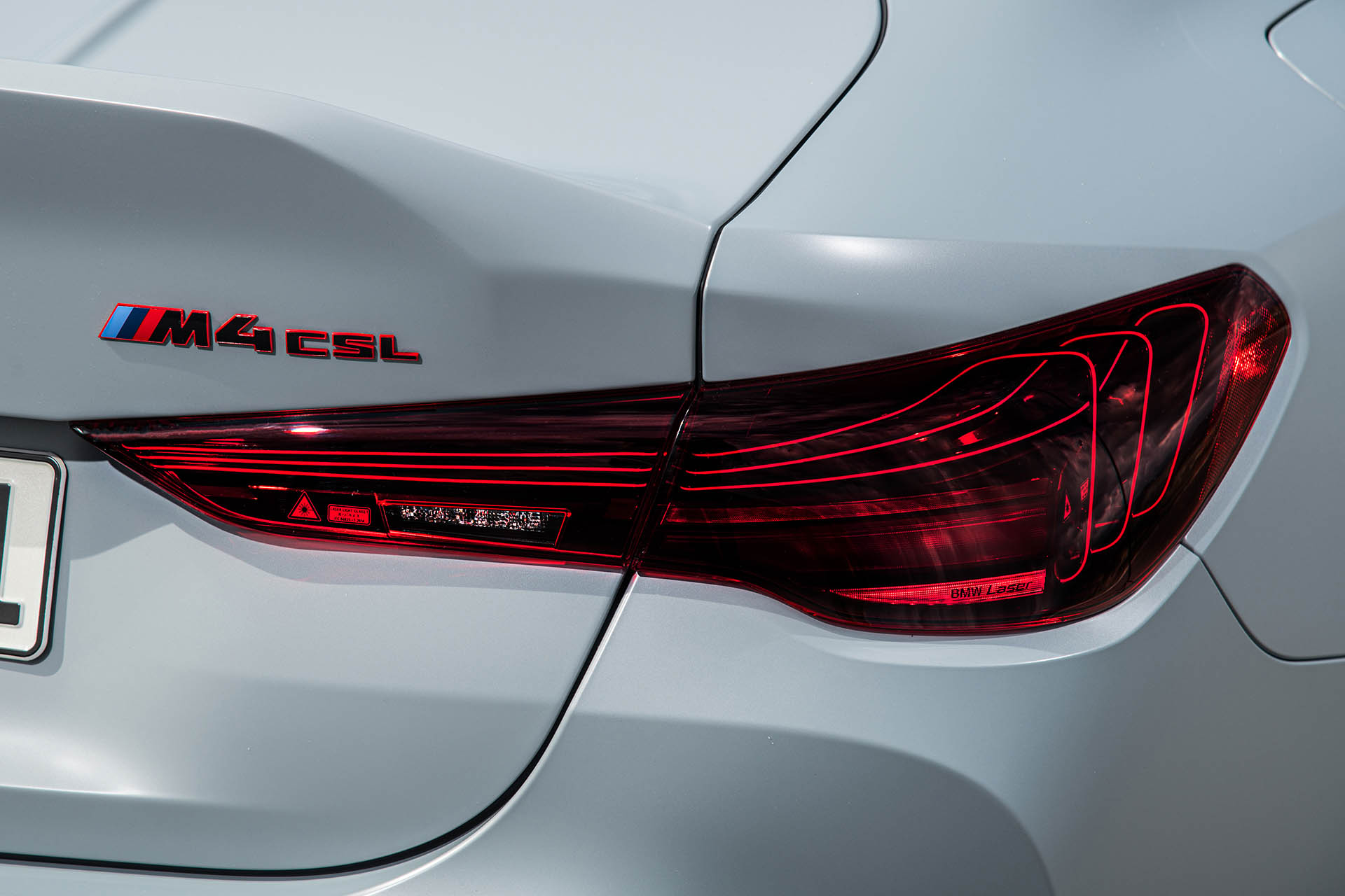 全球限量 1,000 部！BMW 帶來 M4 CSL 輕量化雙門跑車，又是最速寶馬！