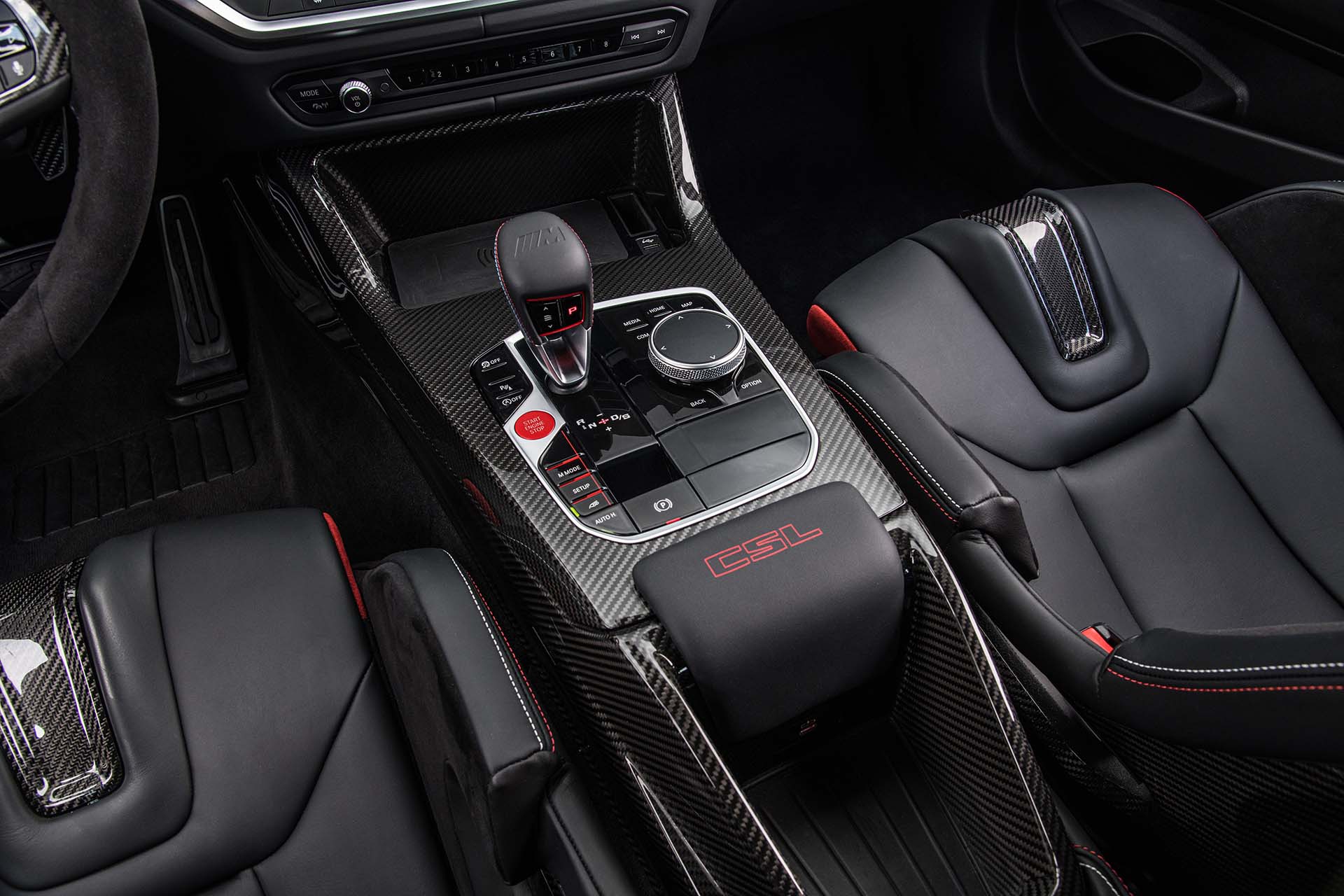 BMW M4 CSL-2