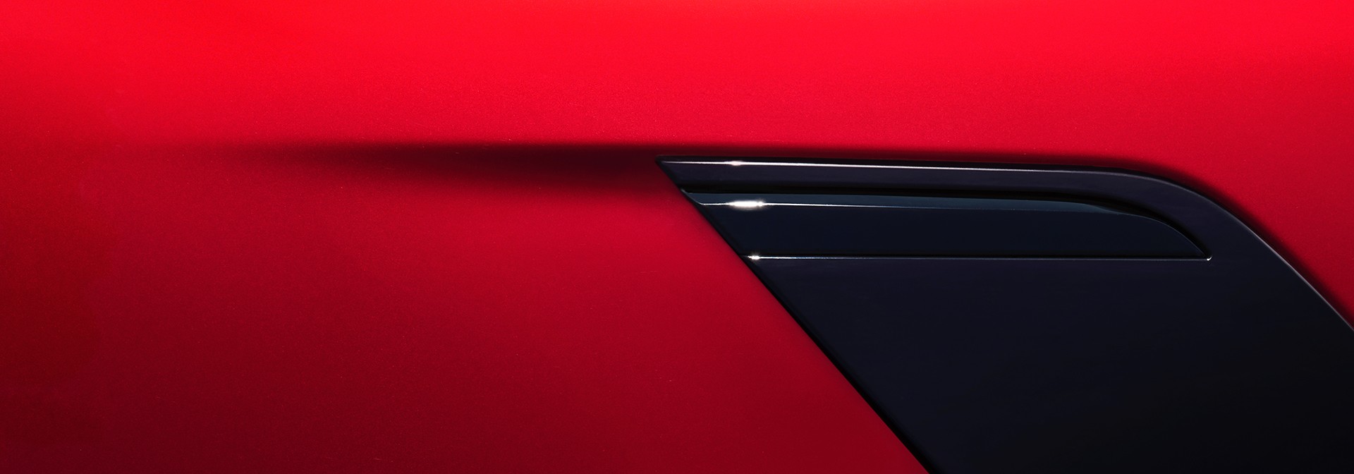 還有純電版本？！Land Rover 推出新一代 Range Rover Sport 車款！