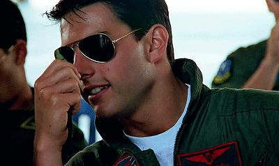 Tom Cruise 在《捍衛戰士》中著用 Ray-Ban Aviator 3025