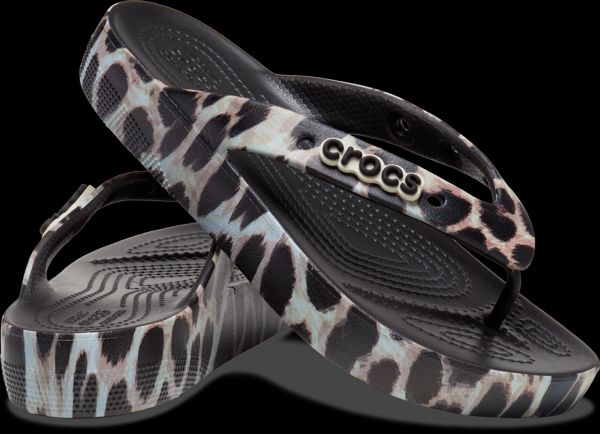 鞋履跨界之王！CROCS 夏漾時尚快閃店空降「新光三越 A11」