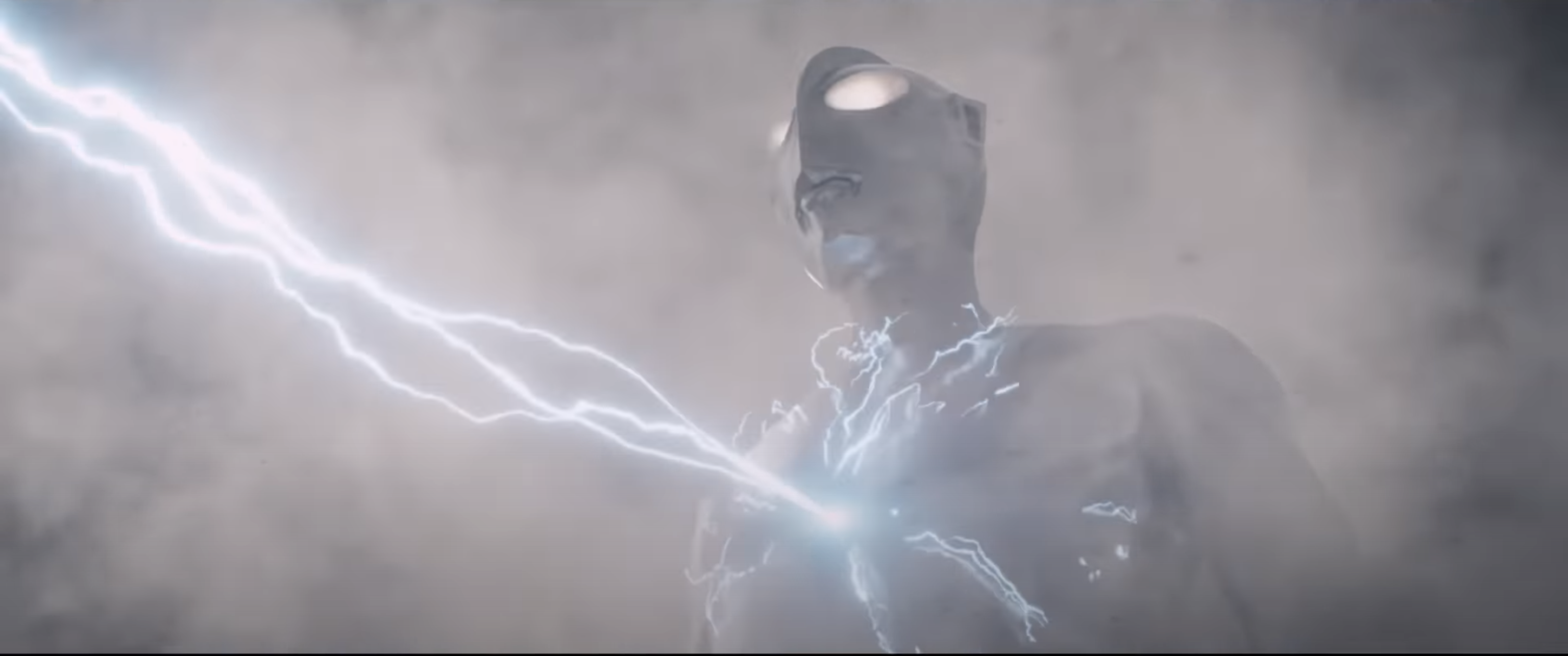 這場面太爽了！慶祝票房 39 億日圓，《新．超人力霸王》限時公開前 10 分鐘片段！