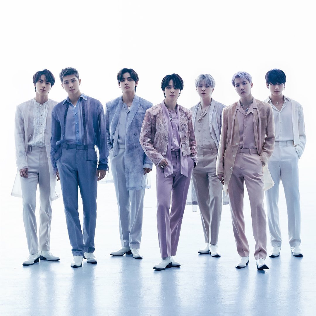 粉絲崩潰！ BTS 宣布暫停團體活動　Hybe 股價一夜蒸發 460 億