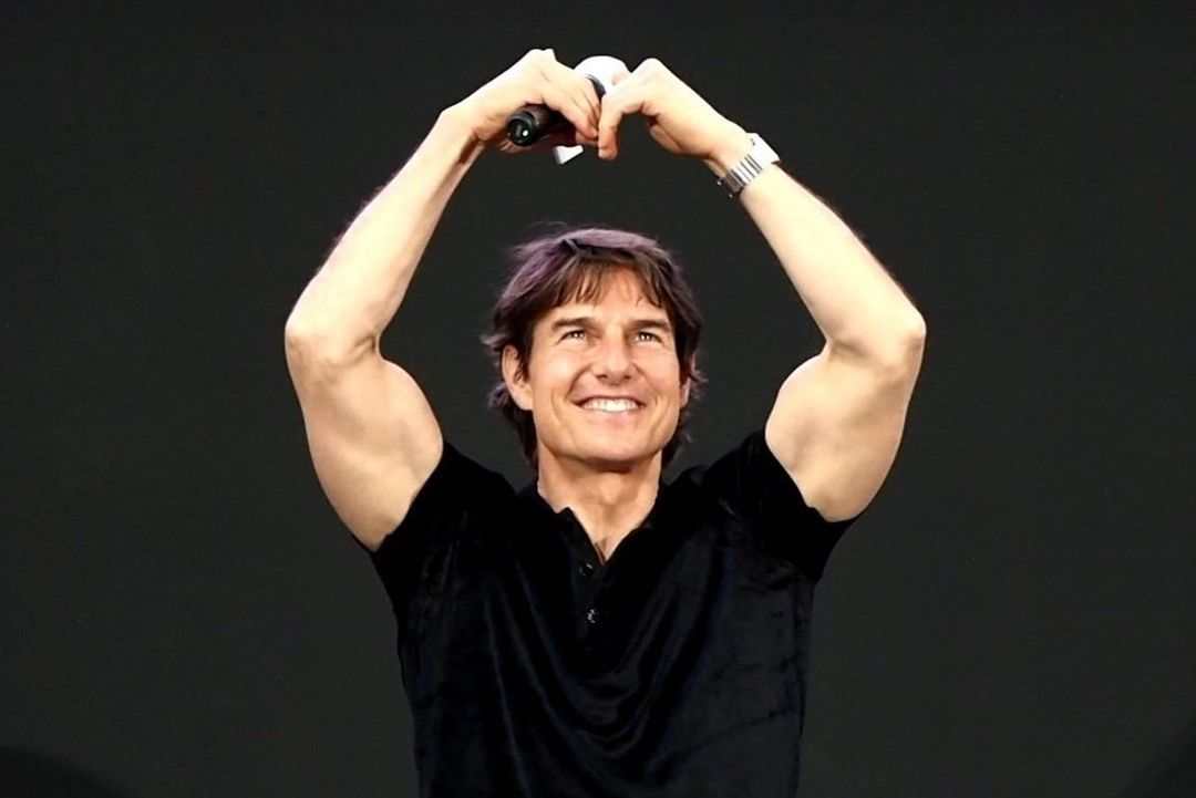 這操作太會！湯姆克魯斯韓國宣傳《捍衛戰士 : 獨行俠》，倒 V、愛心、捏臉變成「歐巴」