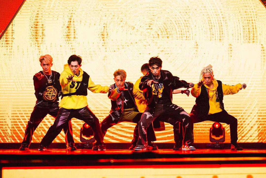 《原子少年》小孩長大了！害羞公開超狂 6 塊肌　連導師 Ella、坤達都看傻