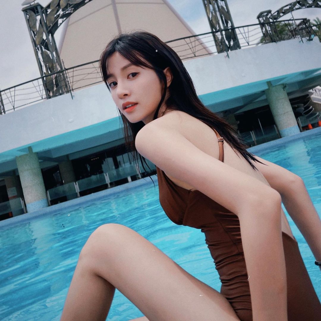 女星陳敬宣過去風格甜美，最近火辣曬出泳衣照。（圖： IG ）

