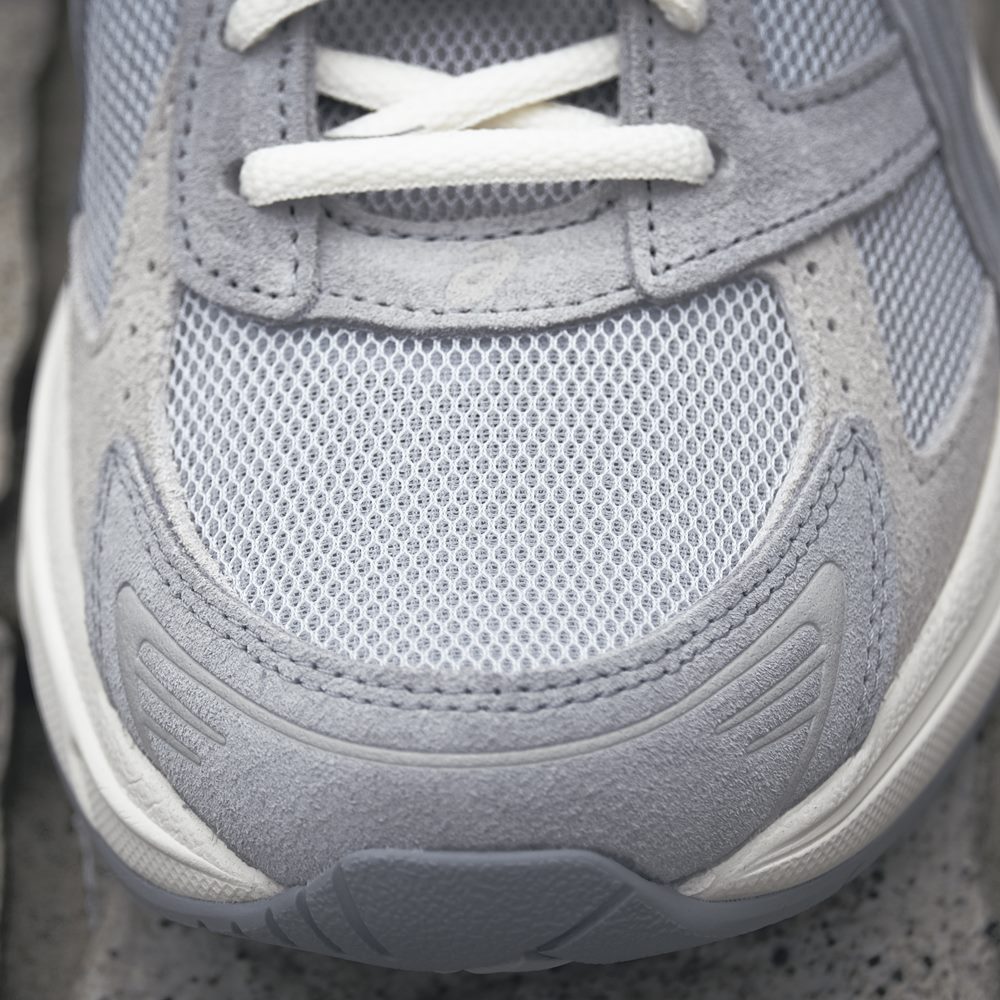 COOL 開箱｜平價又百搭的復古鞋王！ASICS GEL-1130「質感灰」實鞋一覽，是你的亞瑟士入坑首選！