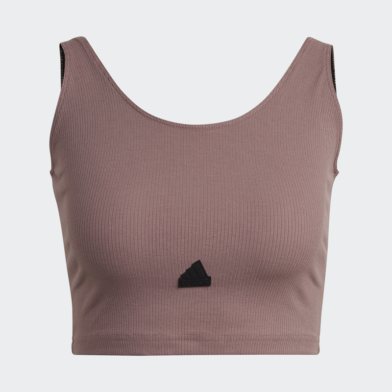 《魷魚遊戲》第二季就穿這套？鄭浩妍搶先詮釋 adidas 全新 New Capsule 運動系列，開衩洋裝展現修長身材！