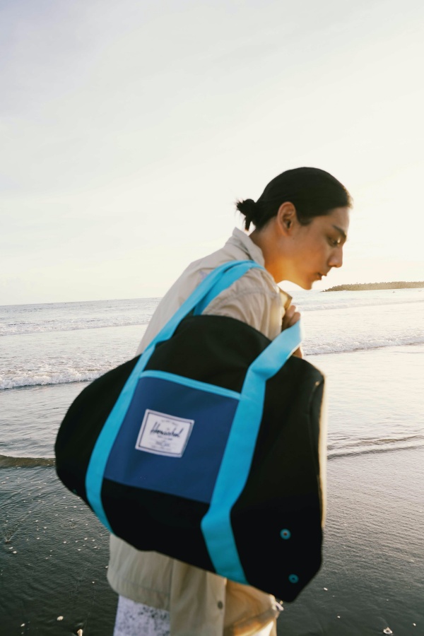 夏日就讓 Herschel 帶你漫遊台南，新光三越台南西門嶄新店面開幕！