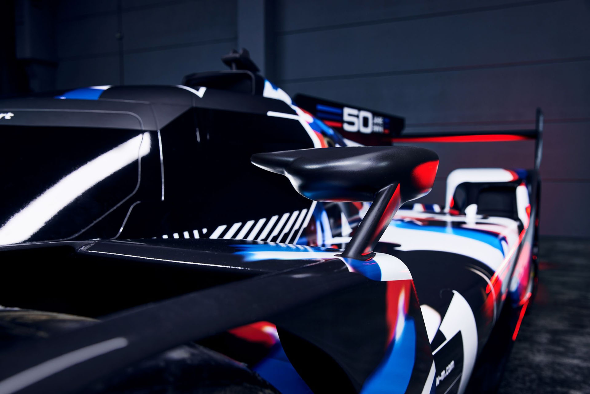 BMW M Hybrid V8-1