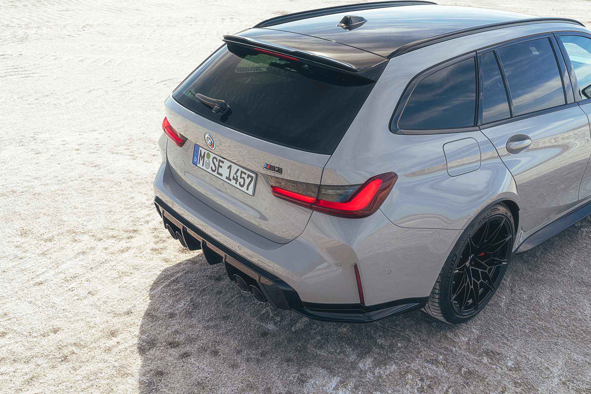 BMW 正式發表 M3 Touring，「綠色地獄」最速旅行車來了！