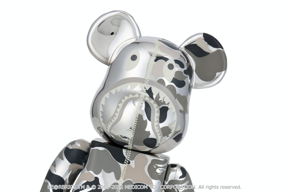 台灣販售預告｜你掉的金鯊熊還是銀鯊熊？ BE@RBRICK x BAPE®︎ CAMO SHARK GOLD & SILVER 即將限量登台！