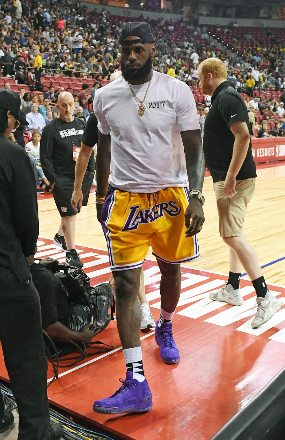 Lebron James' outfit