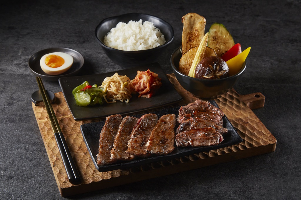 「最肉」推出全新「澳洲和牛饕客餐盒」，使用澳洲M8+等級和牛橫膈膜與法蘭克部位