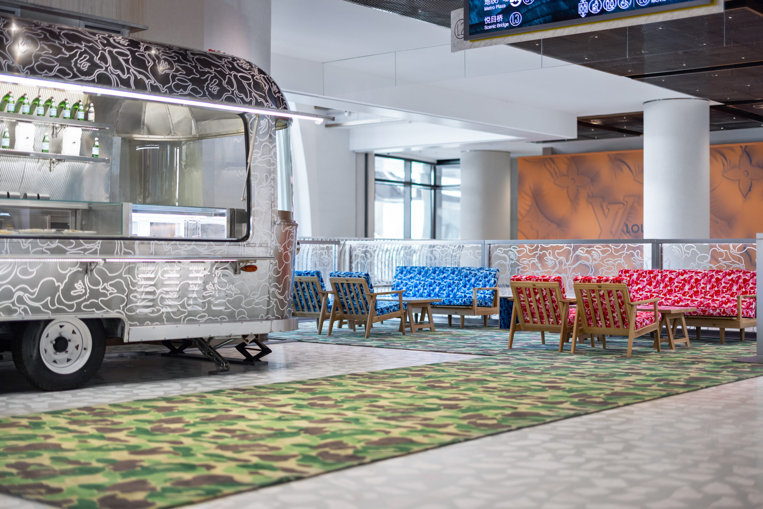 潮人必去的猿人咖啡廳！BAPE CAFE!? 插旗中國上海，打包行李衝一波！