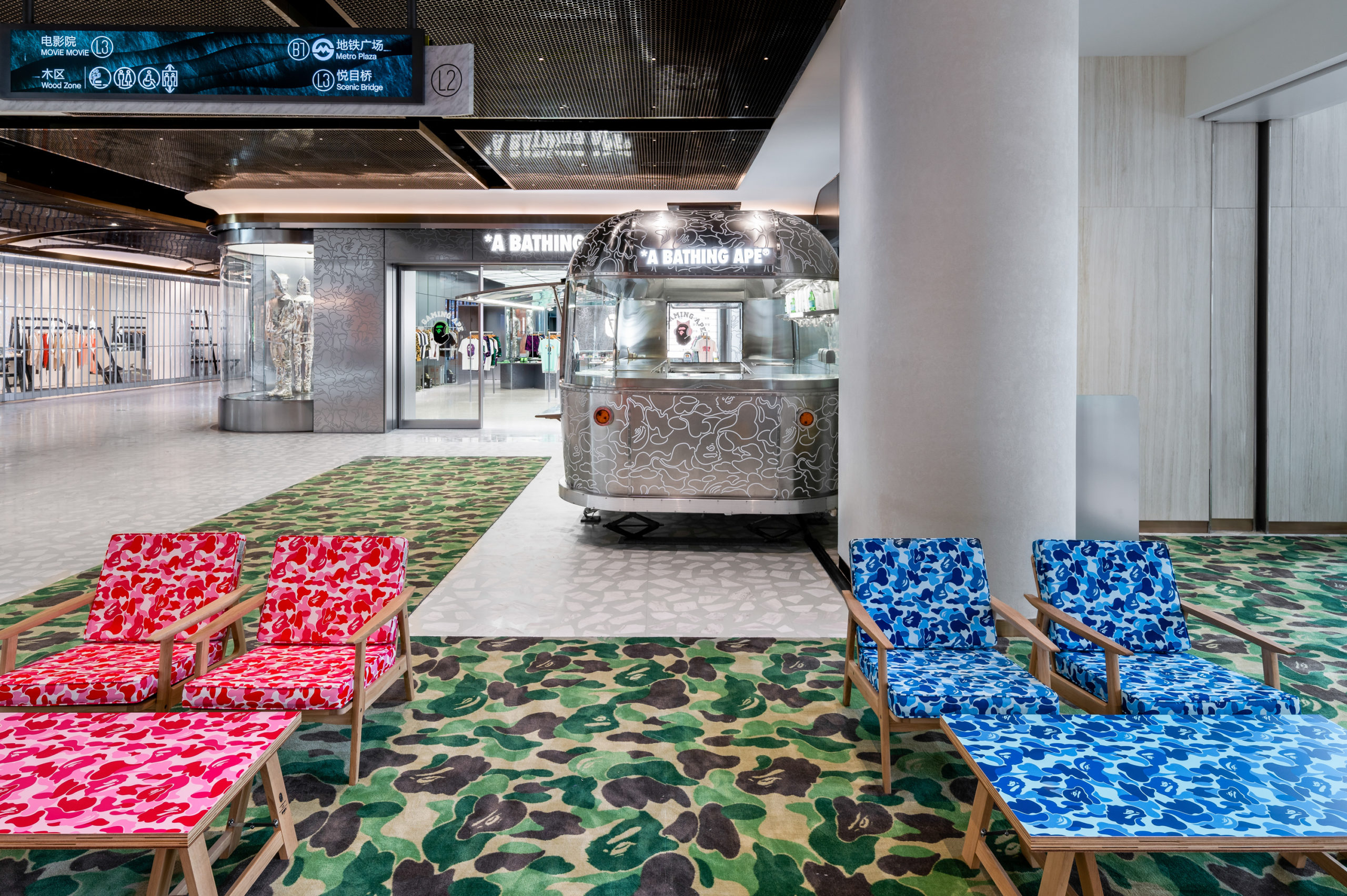 潮人必去的猿人咖啡廳！BAPE CAFE!? 插旗中國上海，打包行李衝一波！