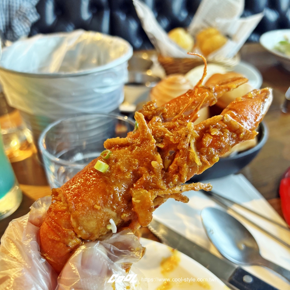 amba西門町新品牌「The CAPE」龍蝦新鮮開吃！豪邁大啖滿場「蝦」料理，味覺＋視覺雙重爆擊