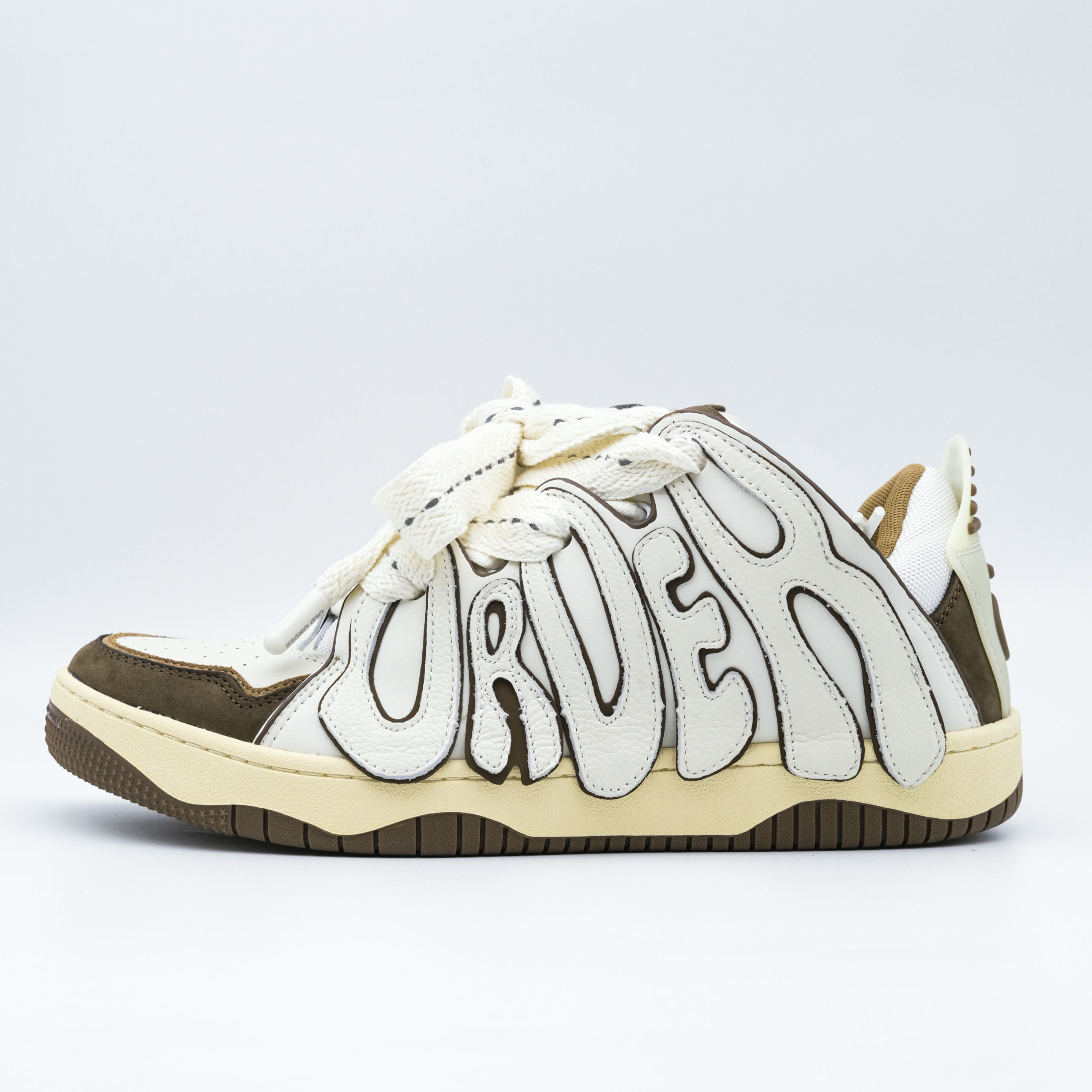 COOL 開箱｜媲美精品等級！以為只是王嘉爾同款，想不到潮流品牌 OLD ORDER 仔細看有點猛！