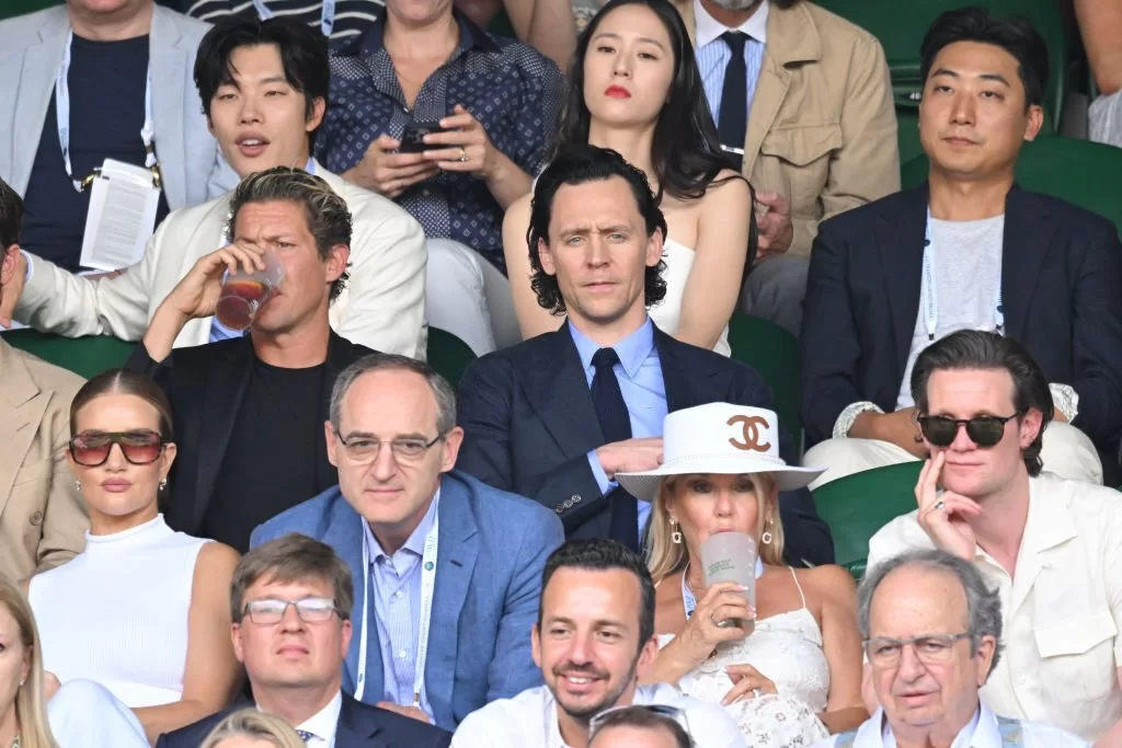 tom hiddleston 現身溫布頓網球公開賽