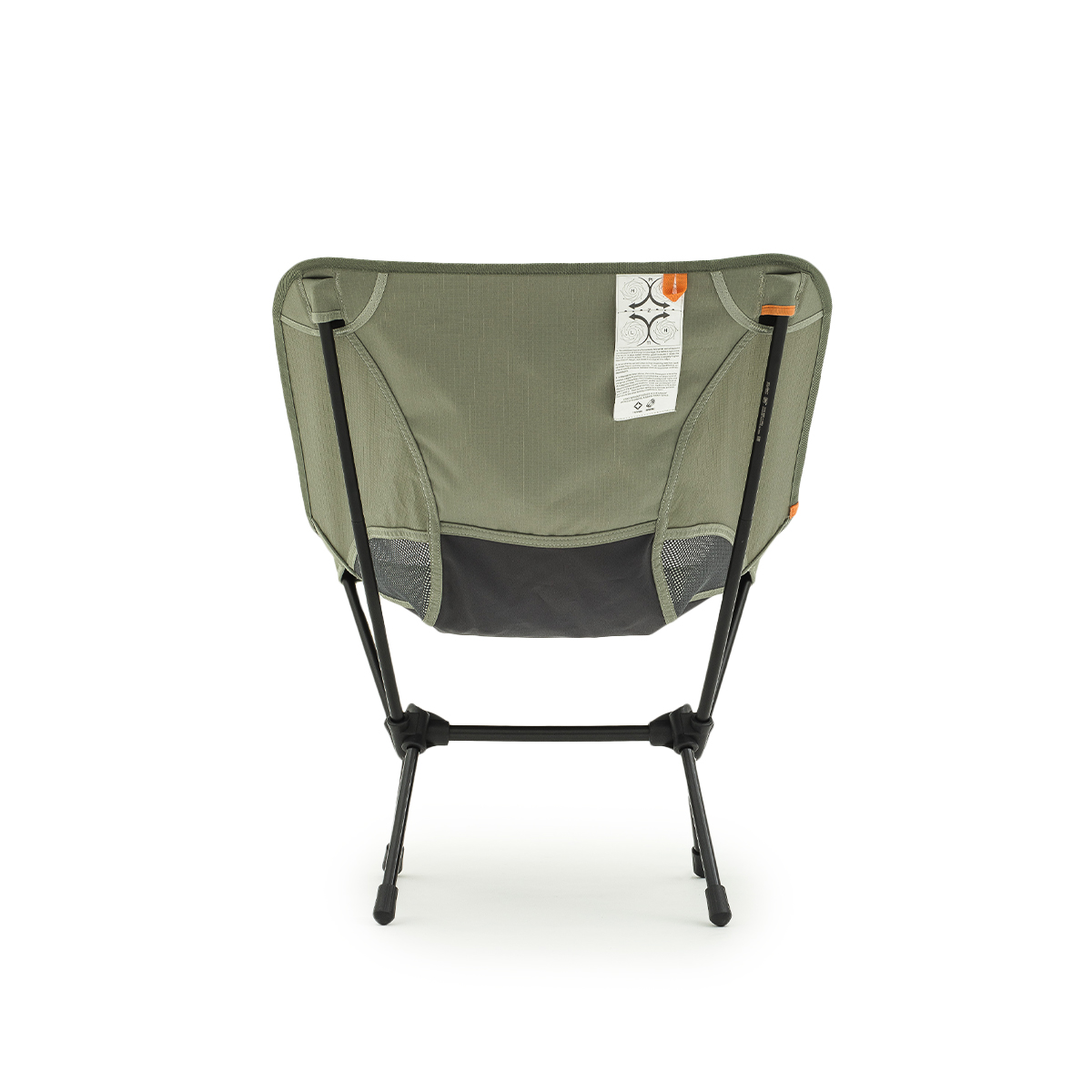 露營踏青、居家擺設都潮翻！INVINCIBLE  攜手韓國專業戶外品牌 Helinox 首度推出聯名系列！