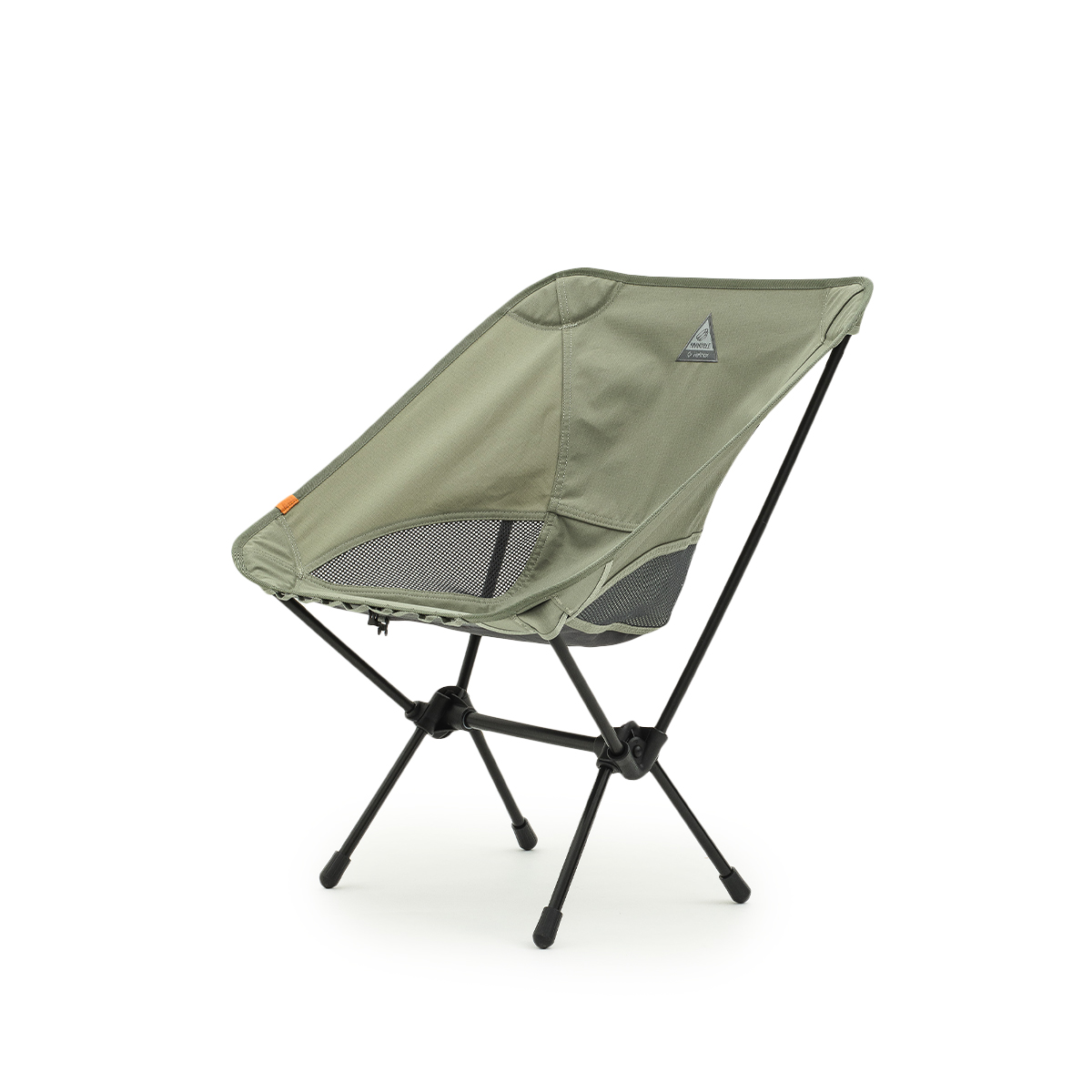 露營踏青、居家擺設都潮翻！INVINCIBLE  攜手韓國專業戶外品牌 Helinox 首度推出聯名系列！