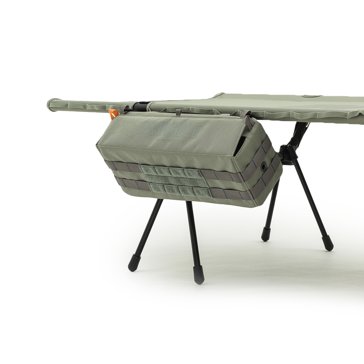 露營踏青、居家擺設都潮翻！INVINCIBLE  攜手韓國專業戶外品牌 Helinox 首度推出聯名系列！