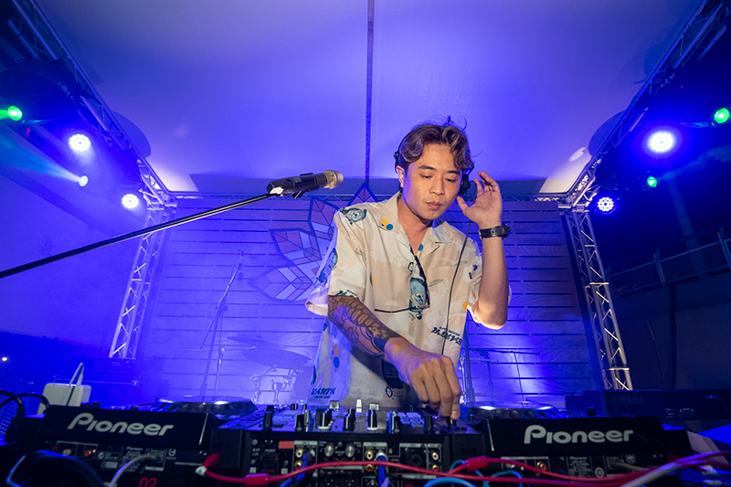 千名觀眾與 理想混蛋、icyball冰球樂團 等歌手一起 chill！Corona 啤酒精心打造 「Sunset Tour」將於福隆、台南繼續呈現