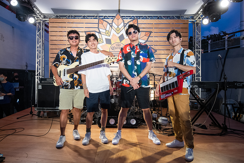 千名觀眾與 理想混蛋、icyball冰球樂團 等歌手一起 chill！Corona 啤酒精心打造 「Sunset Tour」將於福隆、台南繼續呈現