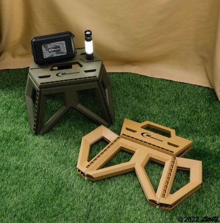 摩曼頓陪你玩到開學！夏天必備涼鞋、包包都為你準備好了，新學期就當班上最潮那一位！