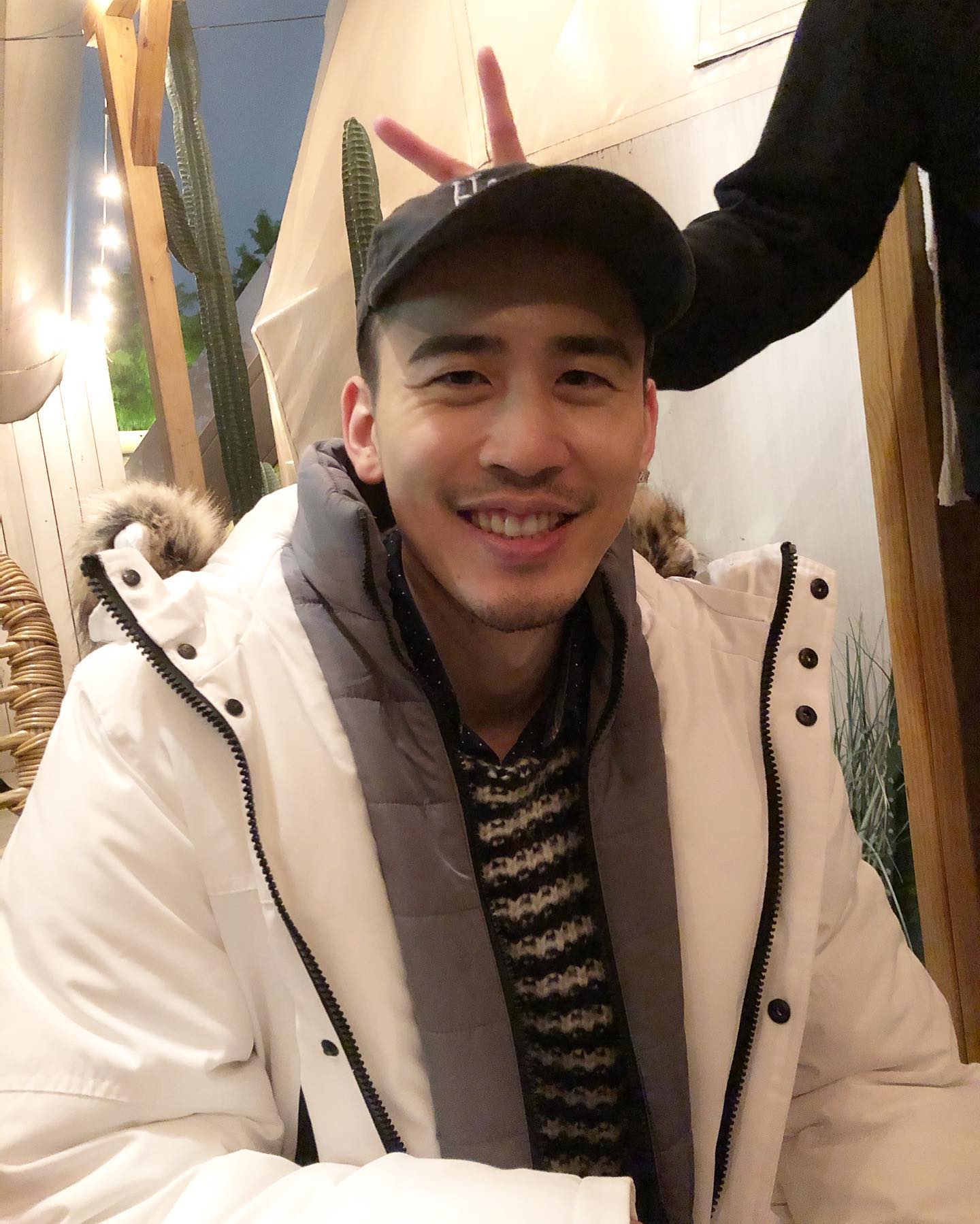 女員工驚魂未定爆料麻吉弟弟「想侵犯我！」公開超詭異監視器畫面