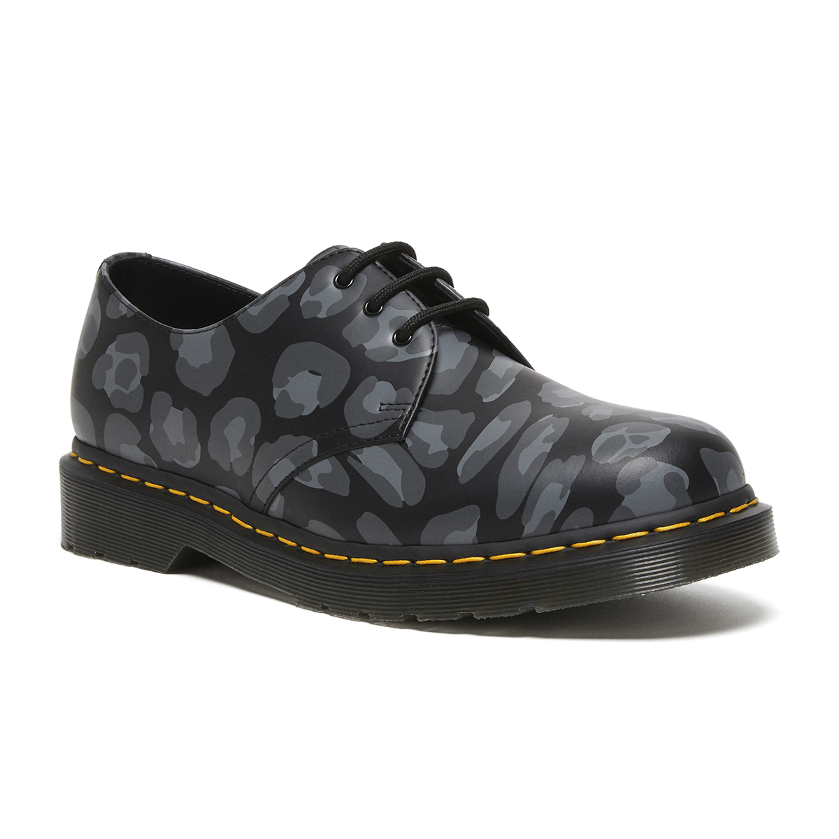 燈芯絨、冰底、豹紋元素翻玩經典！全新 Dr. Martens 1461 三孔馬汀鞋華麗登場