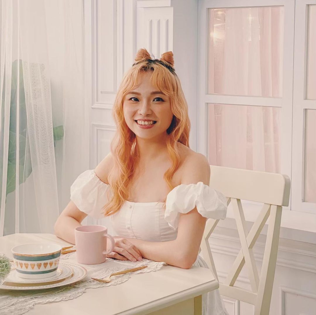 新婚不到 2 年！吳蓓雅宣布「被離婚」　談小 9 歲老公傻回：充滿問號的一段緣分