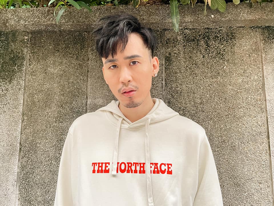 女員工驚魂未定爆料麻吉弟弟「想侵犯我！」公開超詭異監視器畫面