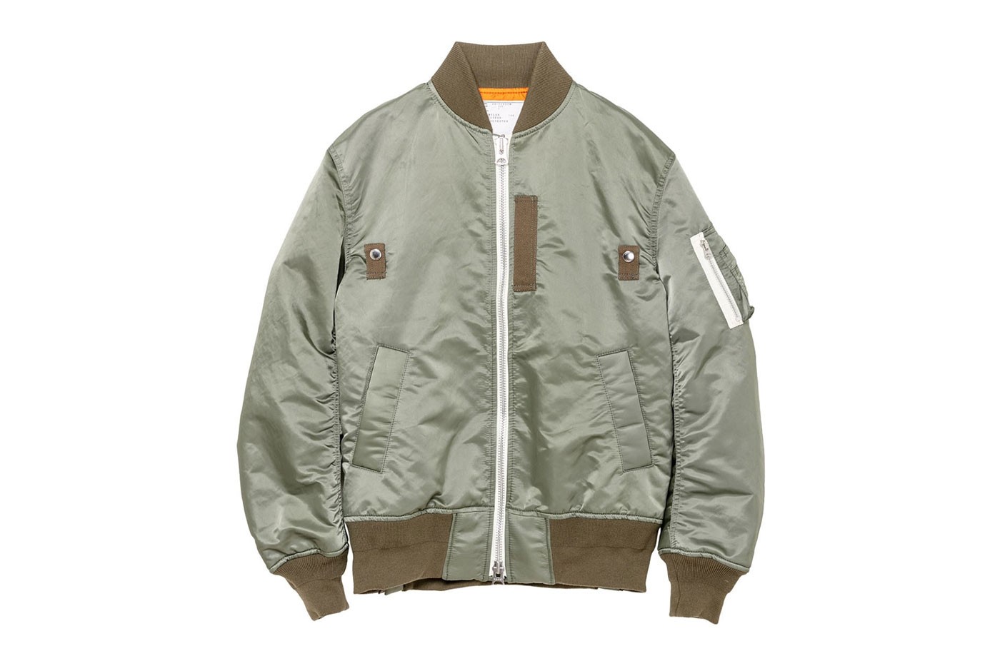 售價再高也 Sold Out，sacai 全新聯乘系列正式上架