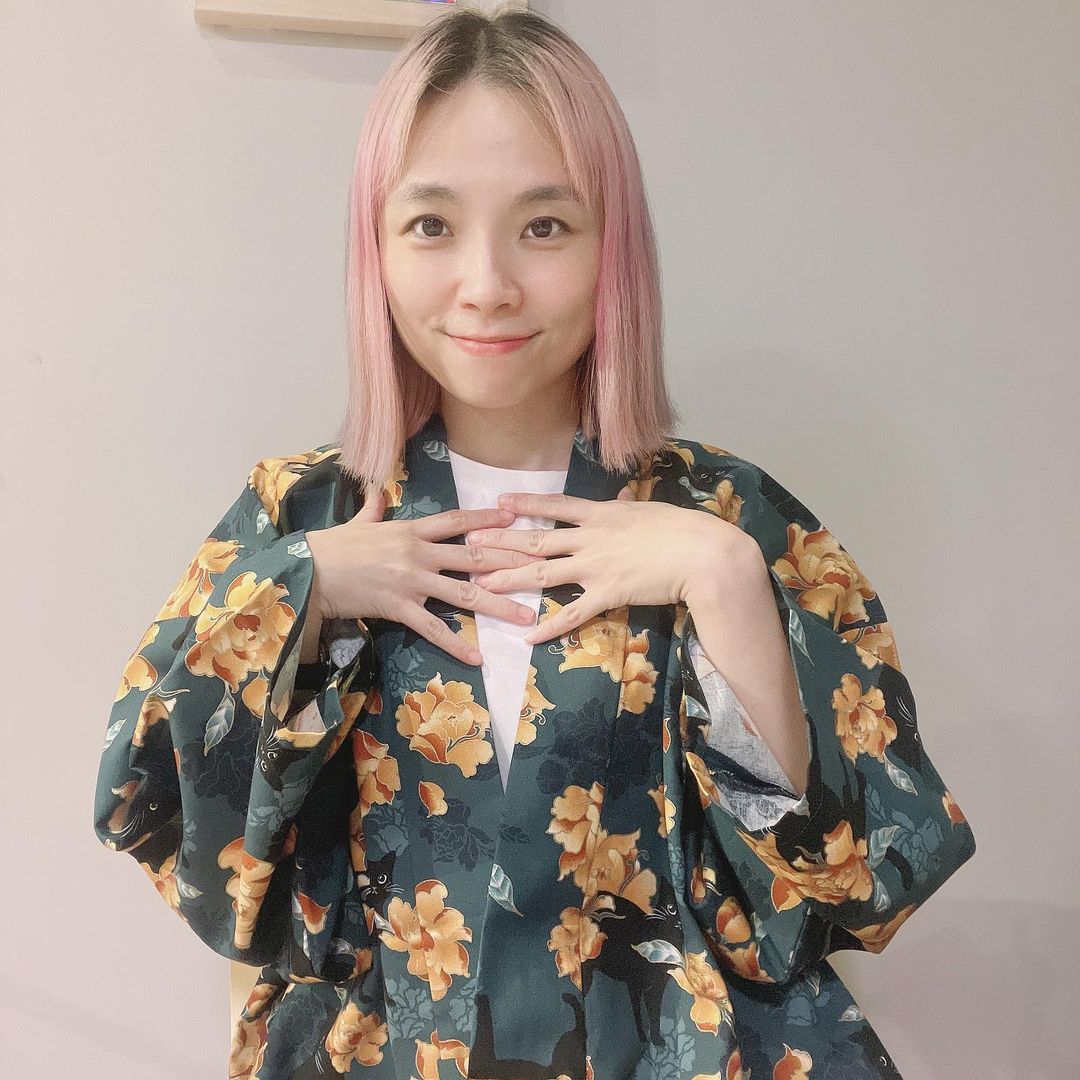 新婚不到 2 年！吳蓓雅宣布「被離婚」　談小 9 歲老公傻回：充滿問號的一段緣分