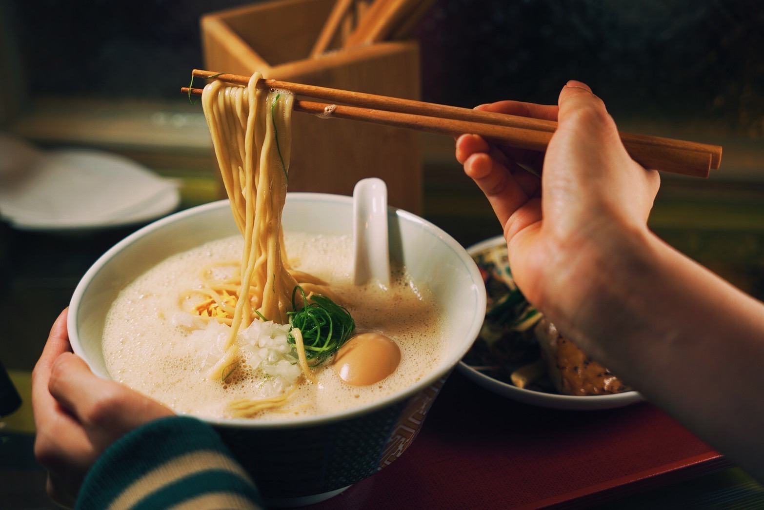新手拉麵控防踩雷「必吃攻略」５選！微排隊、大眾口味、副餐多樣化