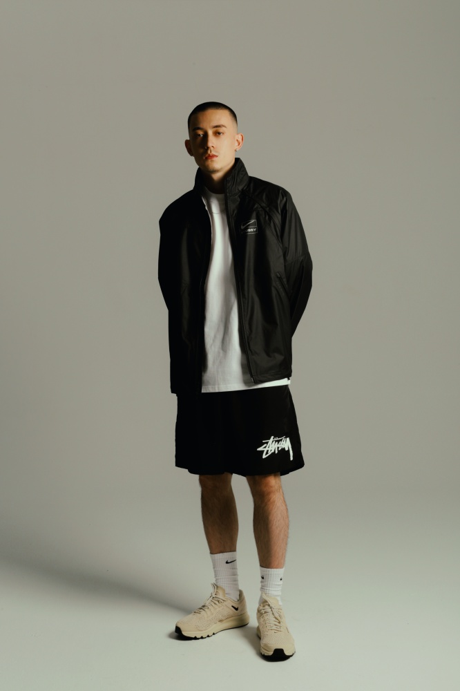 台灣販售預告｜粉色倒勾你能閃？ Stüssy x Nike Air Max 2013 三色及服飾系列登台！