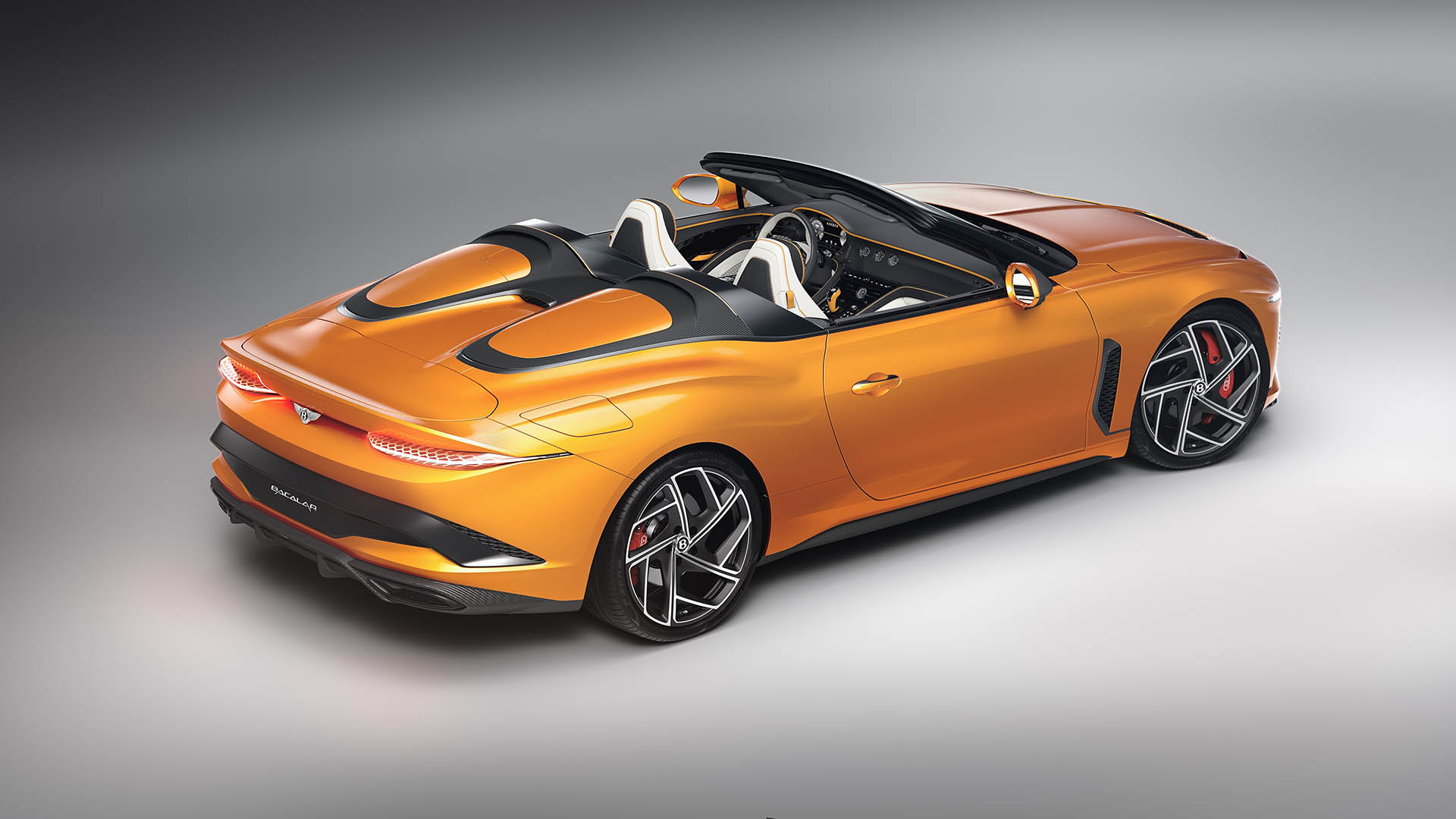 沒搶到 12 席 Mulliner Bacalar？沒問題～ Bentley 還有續作等著上架！