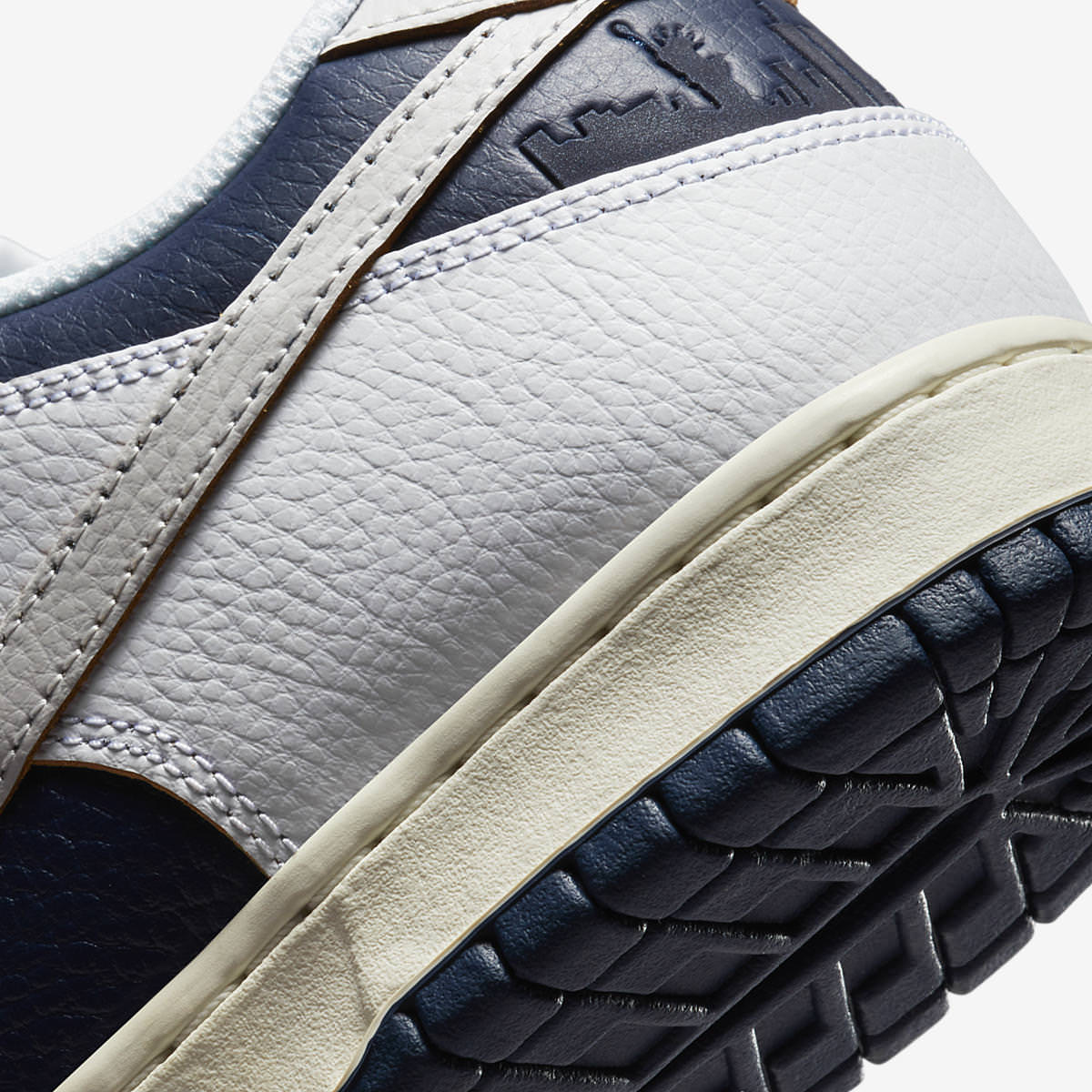 誠意十足的燙手好料！HUF x Dunk Low SB 