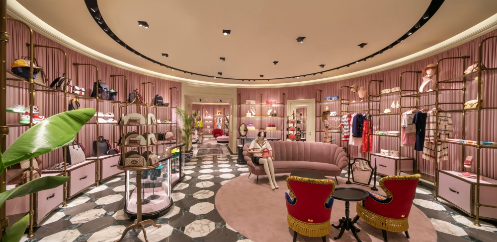 超夢幻店裝讓少女心噴發！ GUCCI 台北微風專門店盛大開幕，加碼眾多獨家首賣單品！