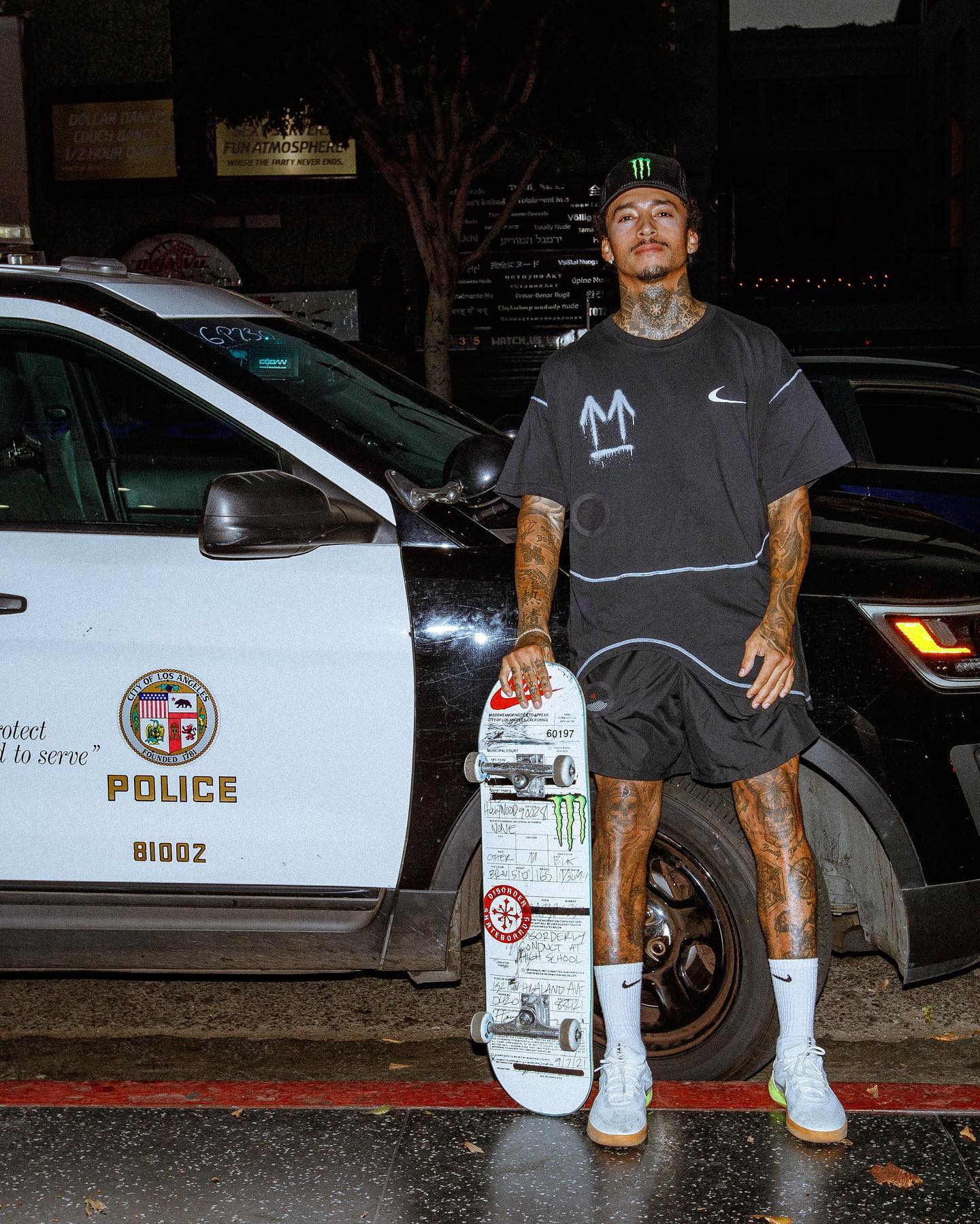 襪子也是 2022 夏季重要的穿搭利器！3 款舒適有型中筒襪推薦