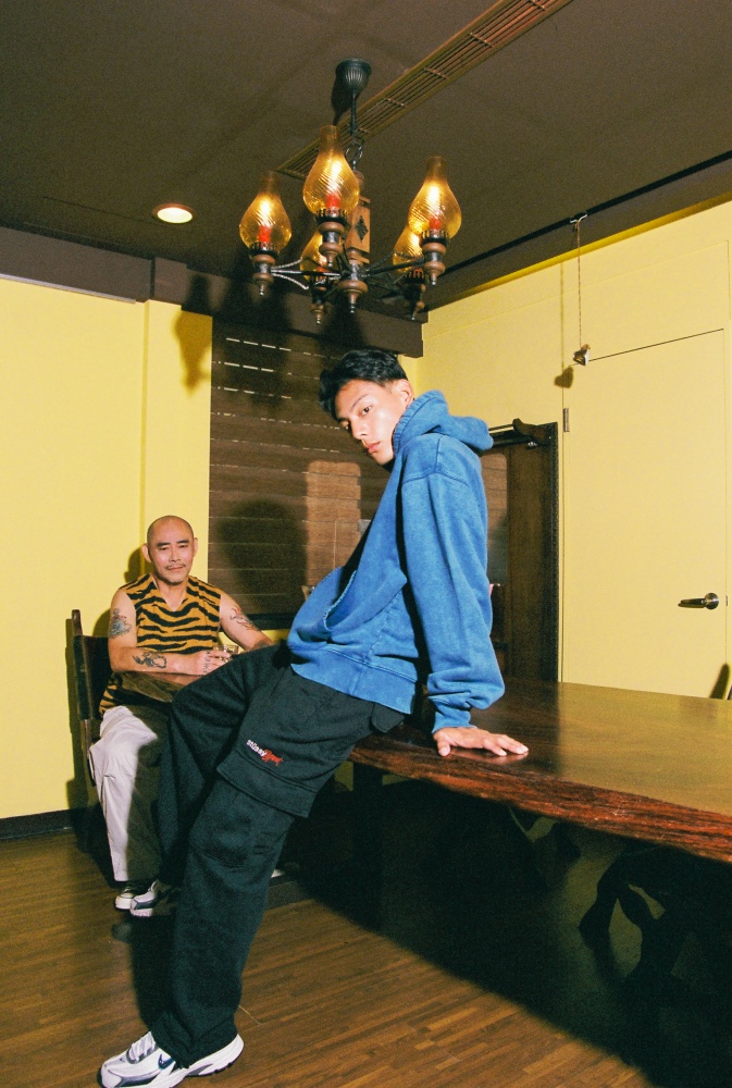 「各務父子檔」帥炸演繹！ Stüssy 2022 秋季系列正式登台！