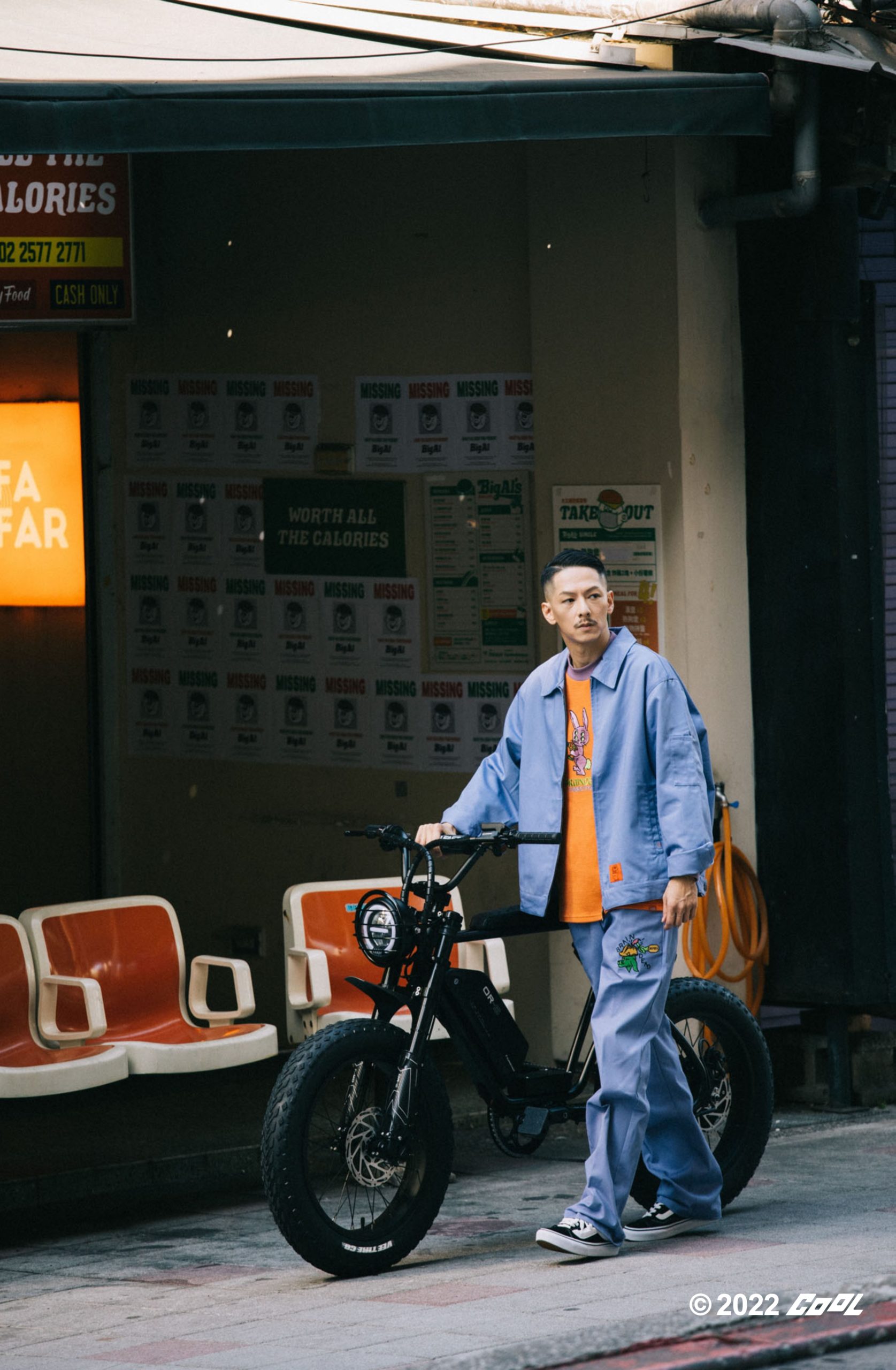 誰說經典不能再進化！讓服裝職人Scott帶你打破工裝的既定印象，Dickies搭上鮮豔配色帥到「腦死」！