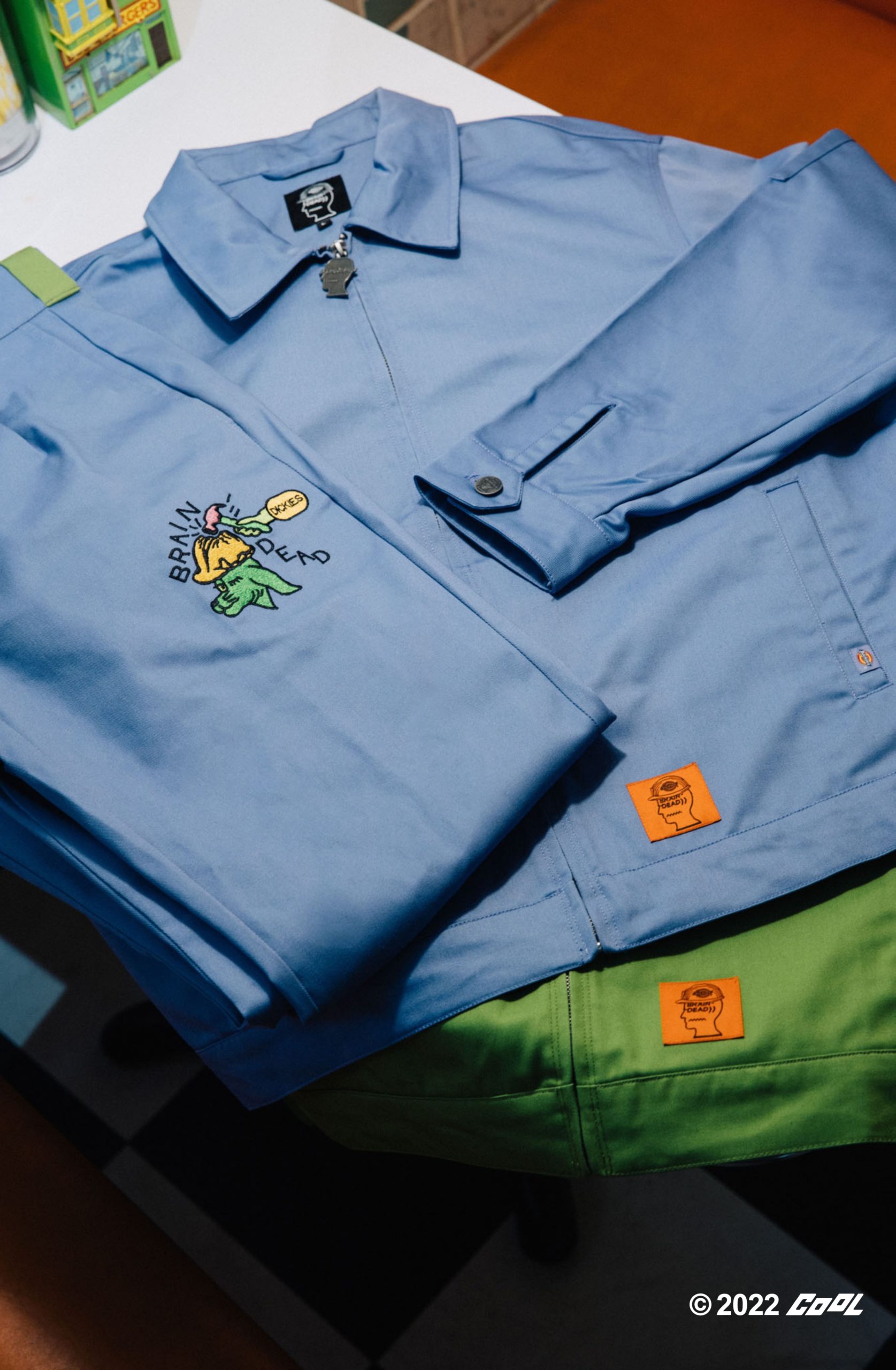 誰說經典不能再進化！讓服裝職人Scott帶你打破工裝的既定印象，Dickies搭上鮮豔配色帥到「腦死」！