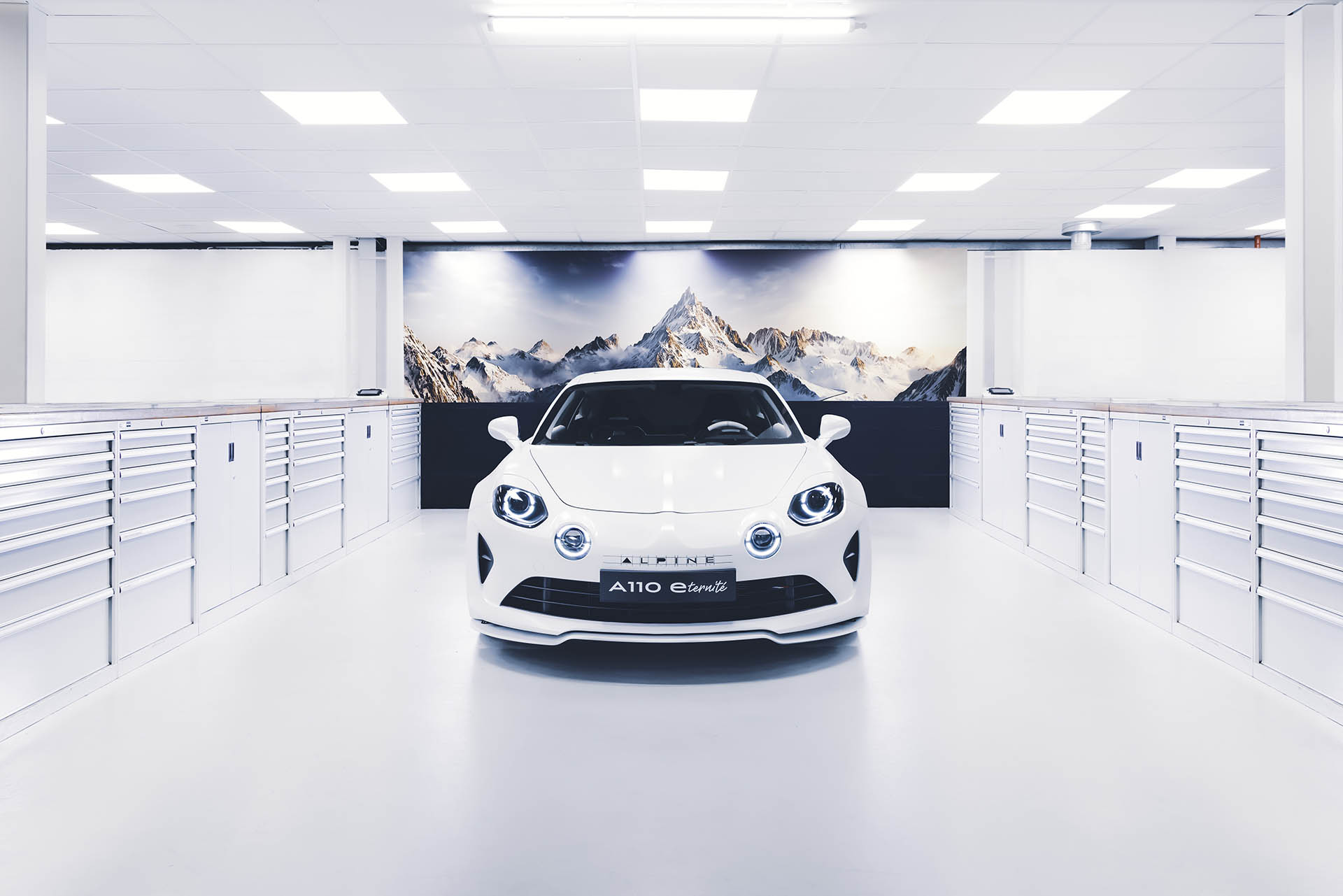 Alpine A110 E-ternité-1