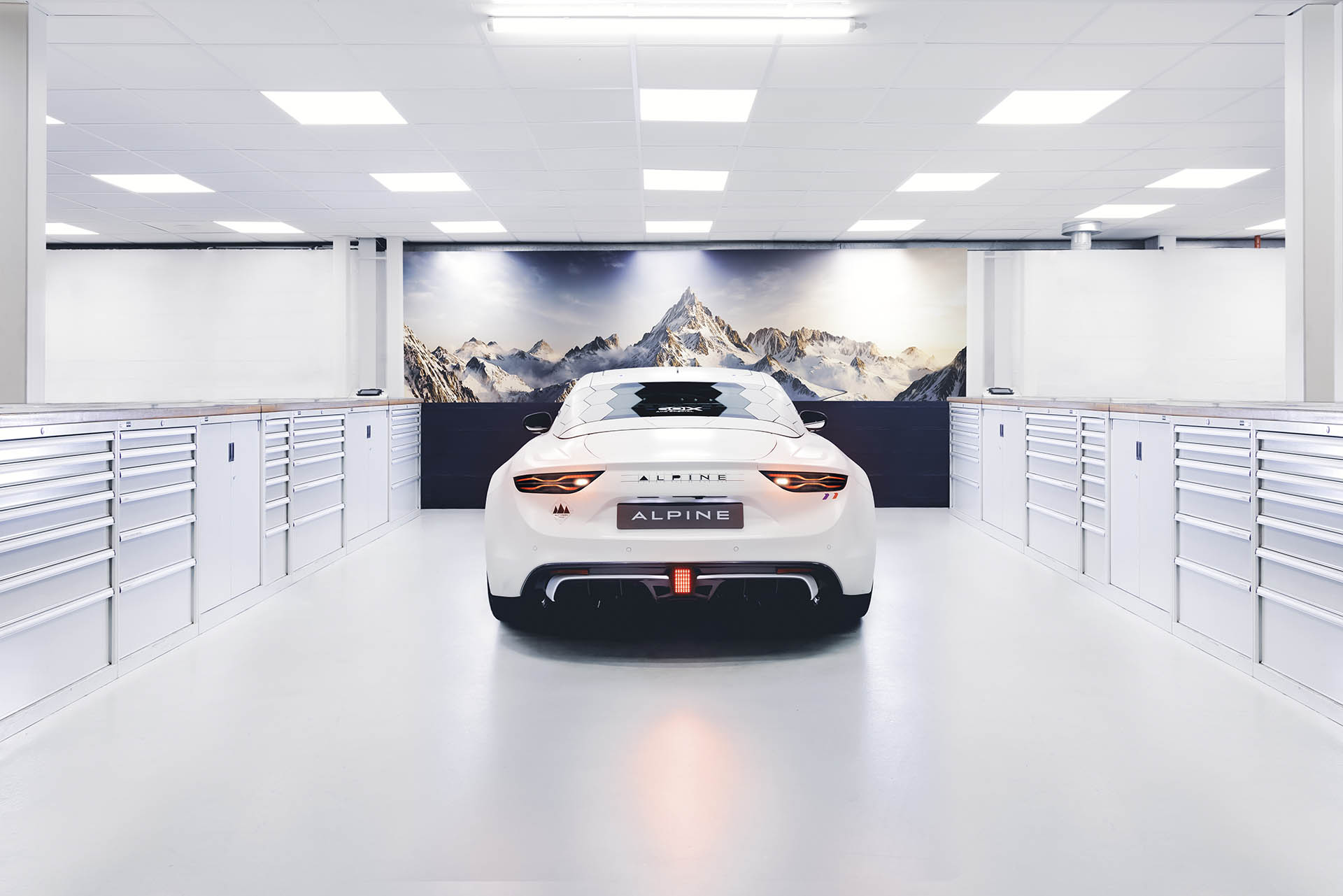 Alpine A110 E-ternité-1